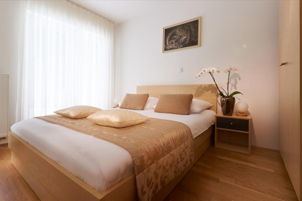 Postojna Cave Rooms&Apartments Proteus Kamer foto